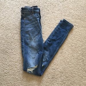 High rise Hollister ripped jeans